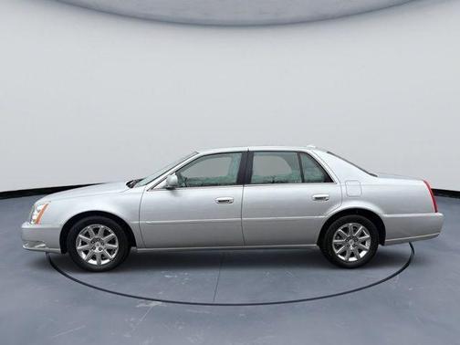 Radiant Silver 2010 Cadillac DTS Base
