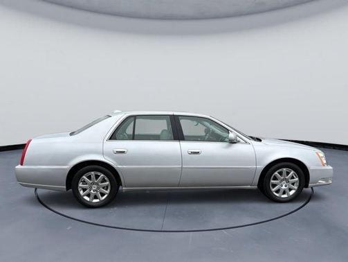 Radiant Silver 2010 Cadillac DTS Base