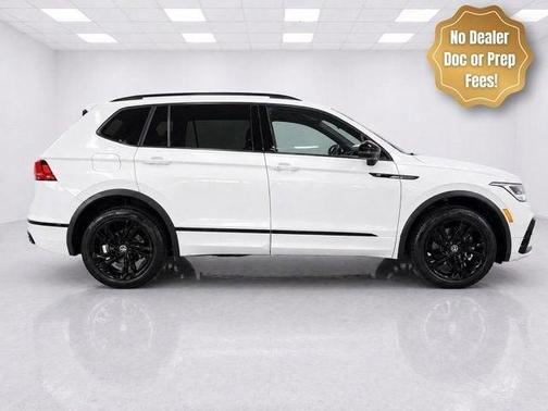 Opal White Pearl Effect 2023 Volkswagen Tiguan 2.0T SE R-Line Black