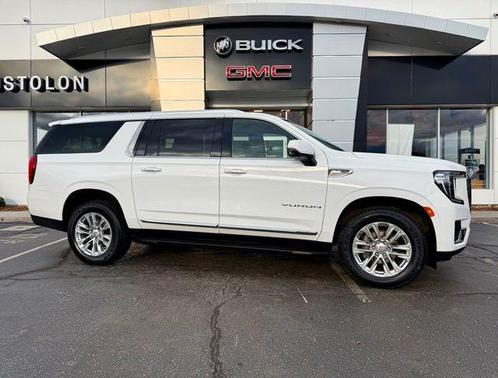 2023 GMC Yukon XL SLT