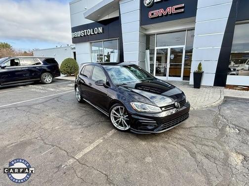 2019 Volkswagen Golf R 2.0T w/DCC & Navigation