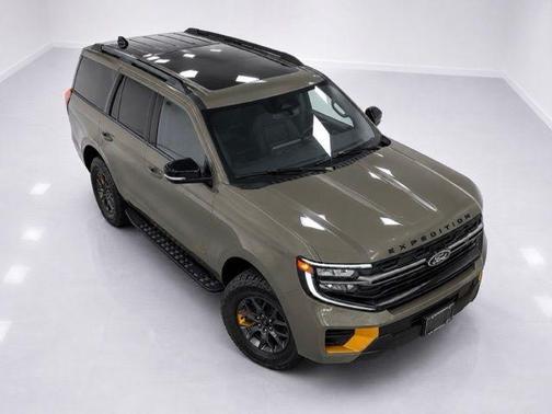 Green 2025 Ford Expedition Tremor