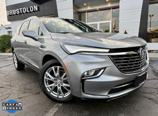 2023 Buick Enclave Premium