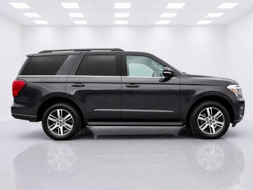 Dark Matter Metallic 2023 Ford Expedition XLT