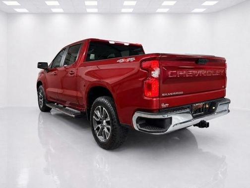 Radiant Red 2023 Chevrolet Silverado 1500 LT