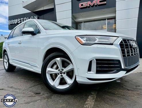 2022 Audi Q7 55 Premium