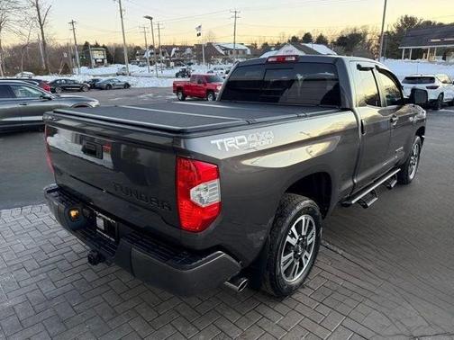 2018 Toyota Tundra SR5