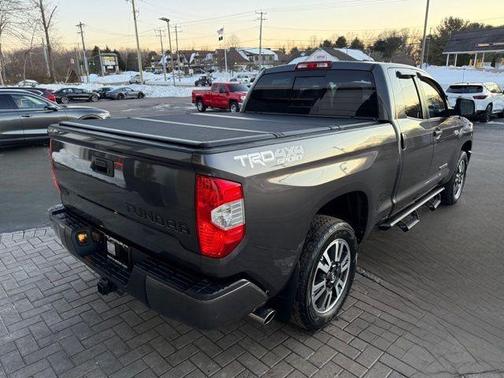 2018 Toyota Tundra SR5