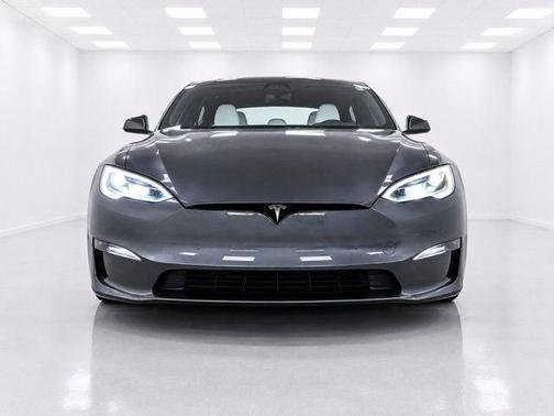 Midnight Silver Metallic 2022 Tesla Model S Plaid