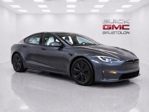 Midnight Silver Metallic 2022 Tesla Model S Plaid