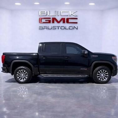 Onyx Black 2022 GMC Sierra 1500 AT4