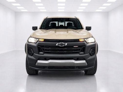Sand Dune Metallic 2024 Chevrolet Colorado Trail Boss