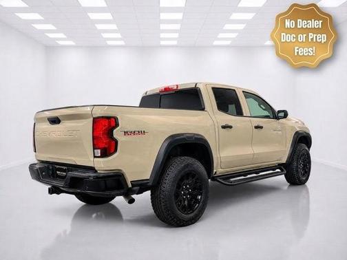 Sand Dune Metallic 2024 Chevrolet Colorado Trail Boss