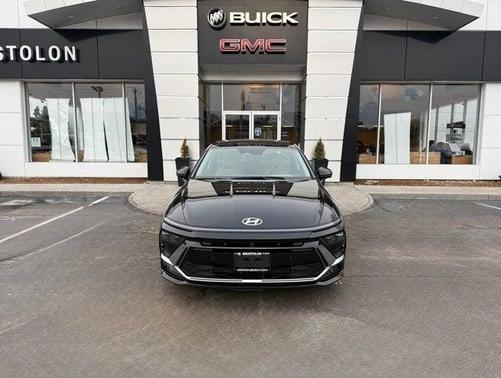 2024 Hyundai SONATA Hybrid Limited