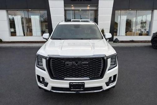 White Frost Tri-Coat 2023 GMC Yukon Denali Ultimate