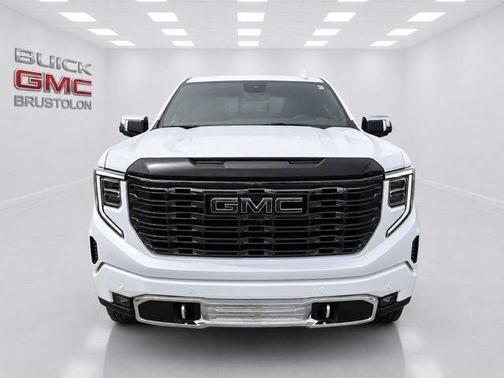 Glacier White 2026 GMC Sierra 1500 Denali Ultimate