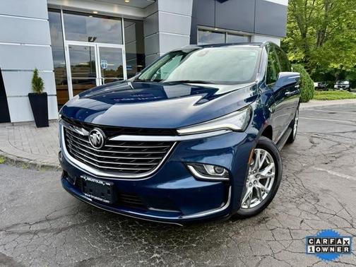2022 Buick Enclave Essence
