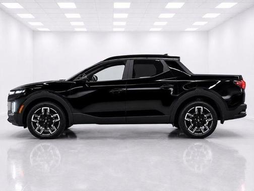 Phantom Black 2026 Hyundai SANTA CRUZ Limited