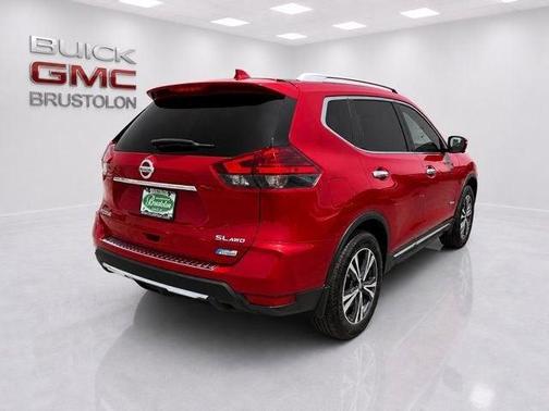 Palatial Ruby 2017 Nissan Rogue Hybrid SL