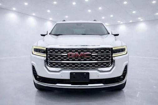 White Frost Tri-Coat 2023 GMC Acadia Denali