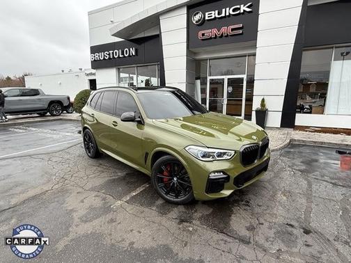 2021 BMW X5 M50i