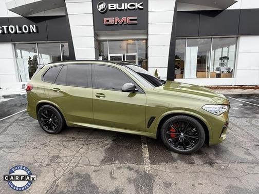 2021 BMW X5 M50i