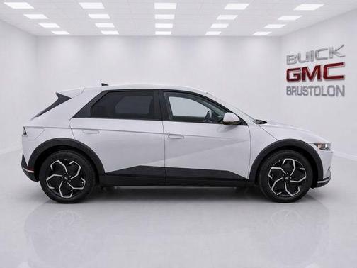 Cyber Gray 2023 Hyundai IONIQ 5 SE