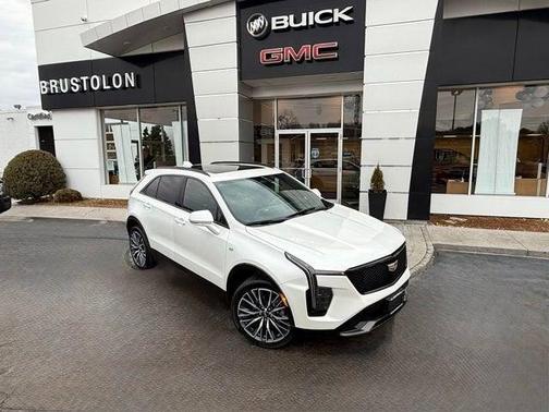 White 2024 Cadillac XT4 Sport