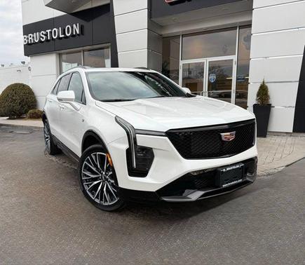 White 2024 Cadillac XT4 Sport