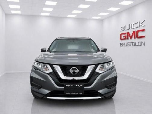 Gun Metallic 2019 Nissan Rogue SV