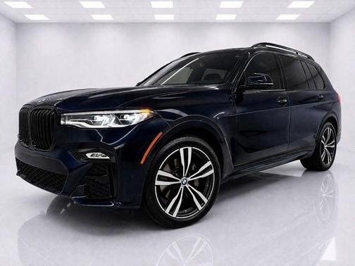 Carbon Black Metallic 2022 BMW X7 xDrive40i