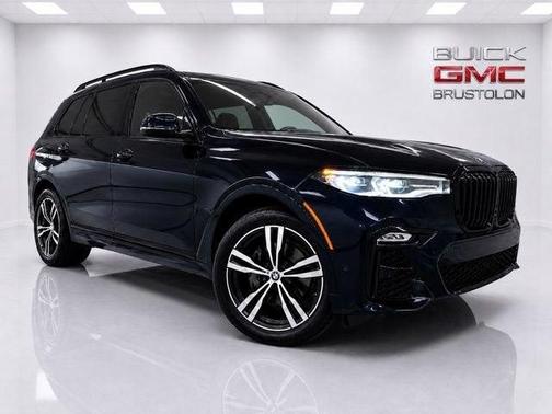 Carbon Black Metallic 2022 BMW X7 xDrive40i