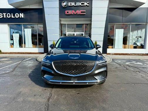 2024 Genesis GV70 2.5T
