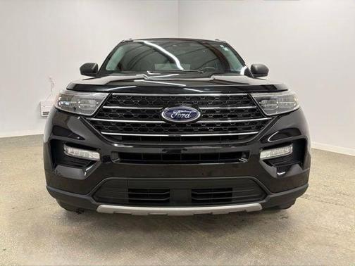 Black Metallic 2021 Ford Explorer XLT