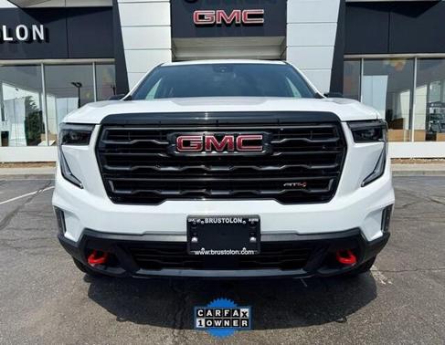 2024 GMC Acadia AT4