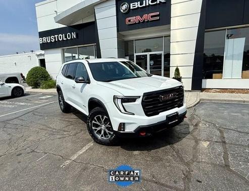 2024 GMC Acadia AT4