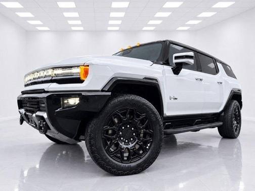 White 2025 GMC HUMMER EV SUV 2X