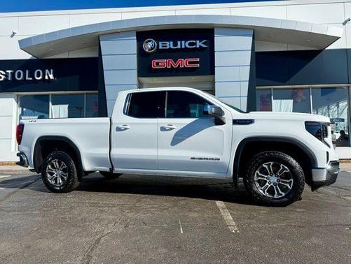 2024 GMC Sierra 1500 SLE