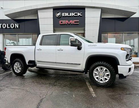 2025 Chevrolet Silverado 2500 High Country