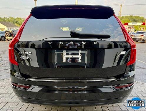 2022 Volvo XC90 Recharge Plug-In Hybrid T8 R-Design Extended Range 7P