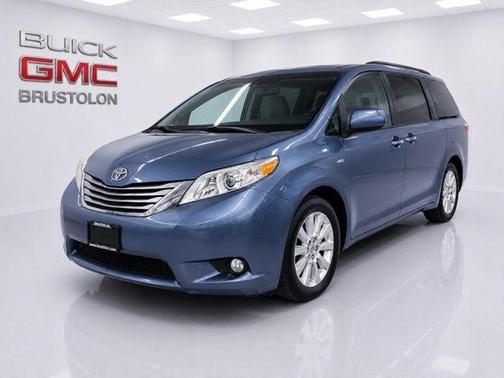 Shoreline Mist 2016 Toyota Sienna XLE