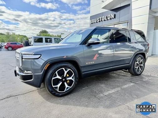 2022 Rivian R1S Launch Edition