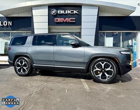 2022 Rivian R1S Launch Edition
