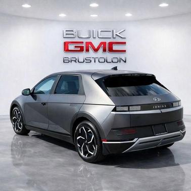 Gray 2023 Hyundai IONIQ 5 SEL