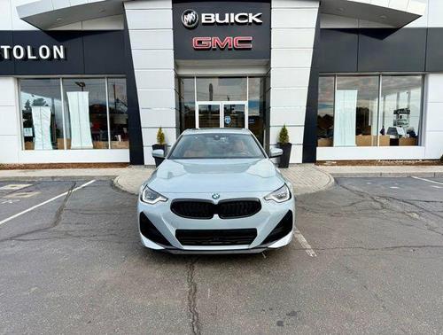 2025 BMW 230 i xDrive