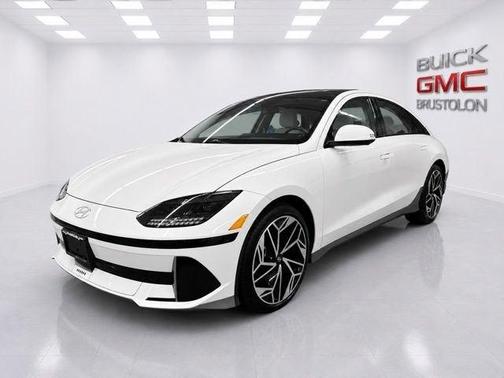 White 2023 Hyundai IONIQ 6 Limited
