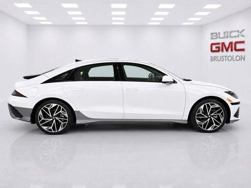 White 2023 Hyundai IONIQ 6 Limited