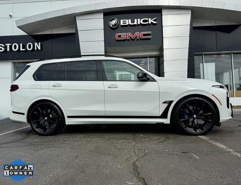 2024 BMW X7 M60i