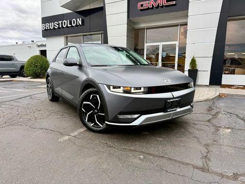 2024 Hyundai IONIQ 5 SEL