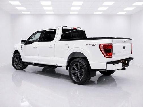 Oxford White 2023 Ford F-150 XLT